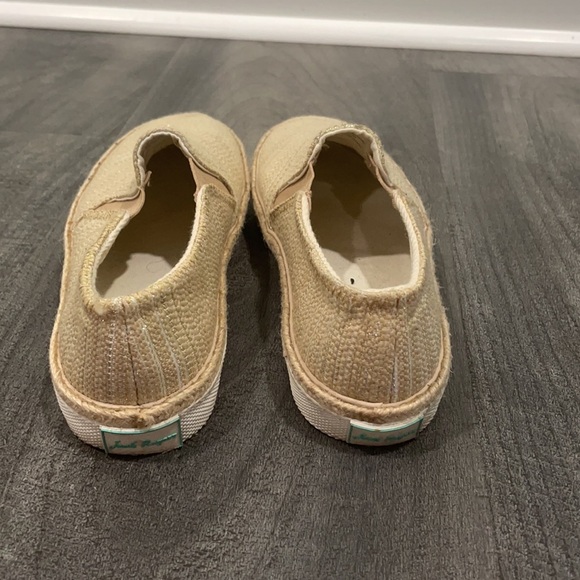 Jack Rogers Tan Tucker slip-on sneaker size 6.5 - Picture 4 of 7